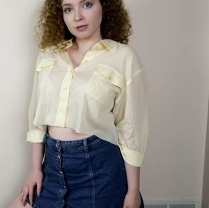 Cropped, yellow button-up